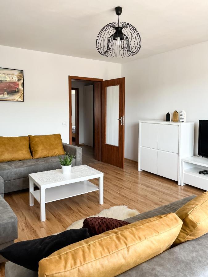 Uroczy Pod Skarpa Apartment