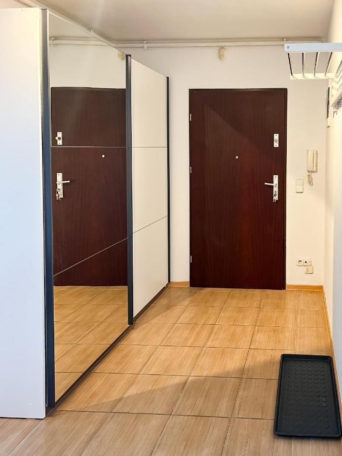 Uroczy Pod Skarpa Apartamento *
